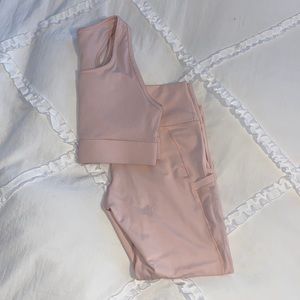 Fabletics Powerhold Bra and Legginings Set